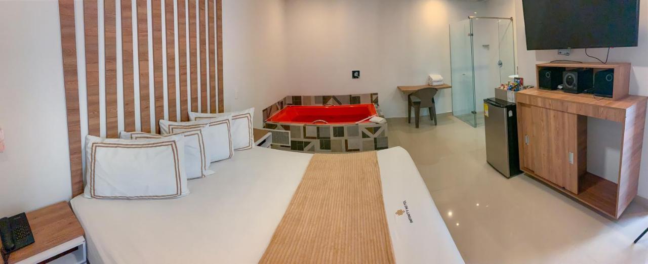 מדיין Infinity Hotel מראה חיצוני תמונה