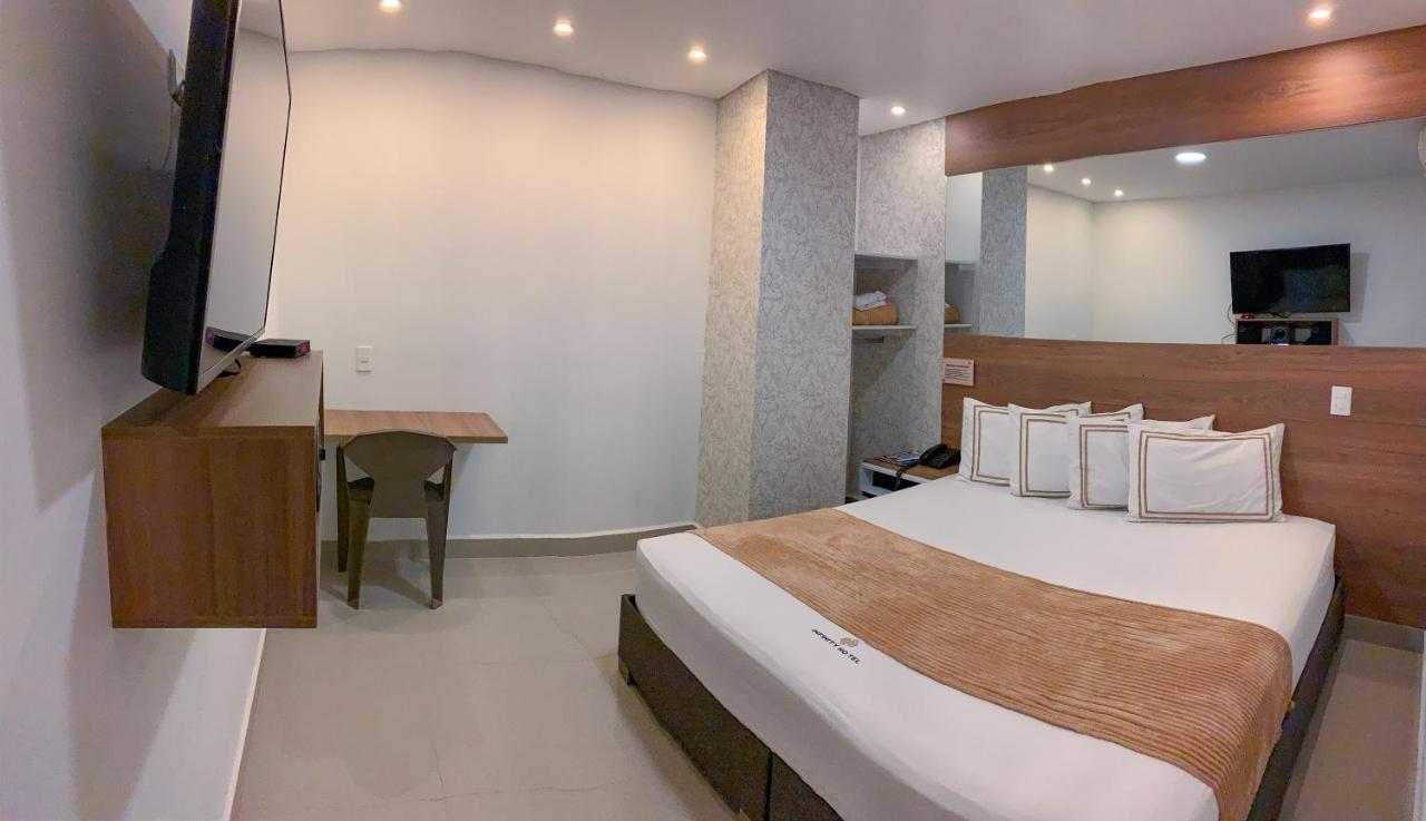 מדיין Infinity Hotel מראה חיצוני תמונה