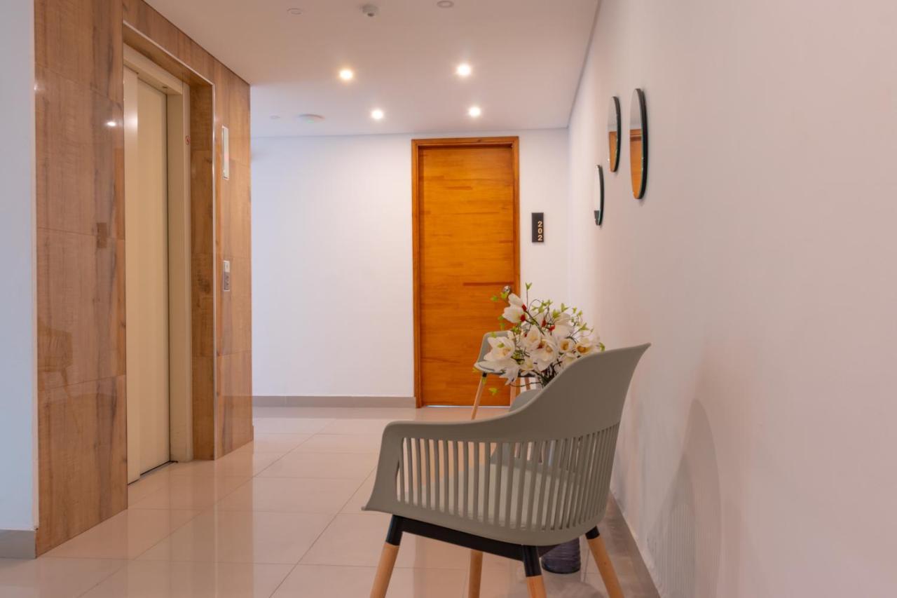 מדיין Infinity Hotel מראה חיצוני תמונה