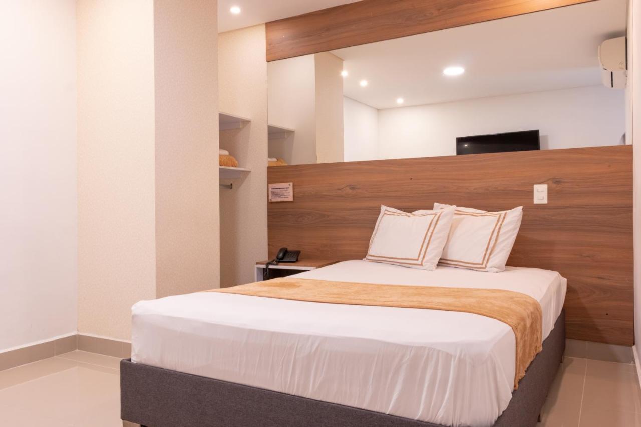 מדיין Infinity Hotel מראה חיצוני תמונה
