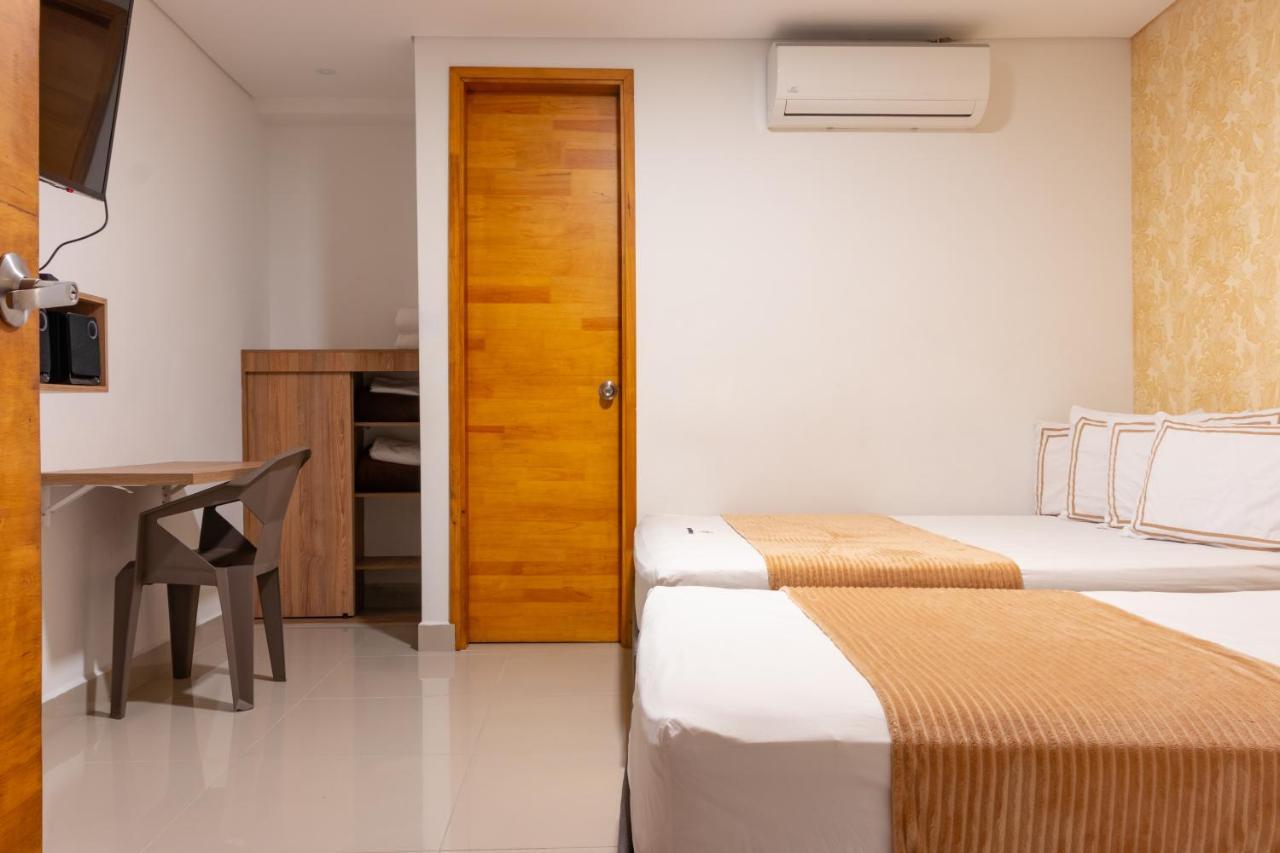 מדיין Infinity Hotel מראה חיצוני תמונה