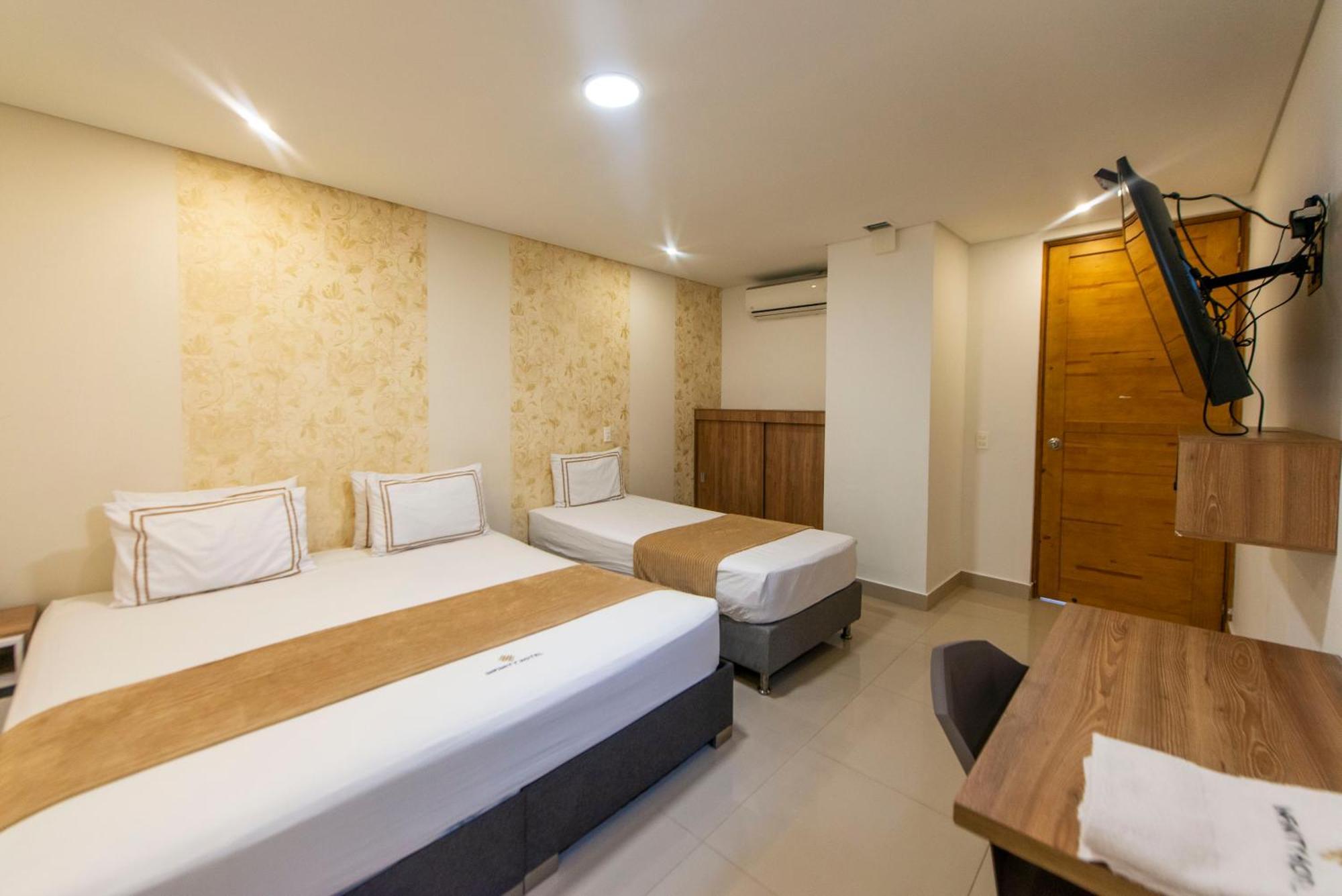 מדיין Infinity Hotel מראה חיצוני תמונה
