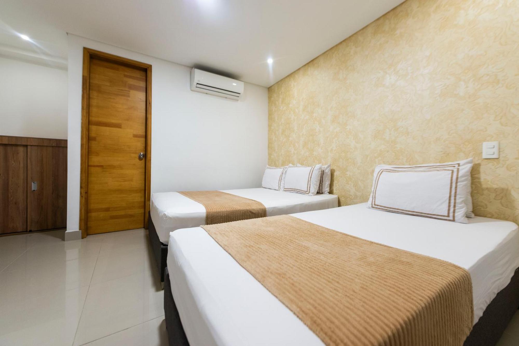 מדיין Infinity Hotel מראה חיצוני תמונה