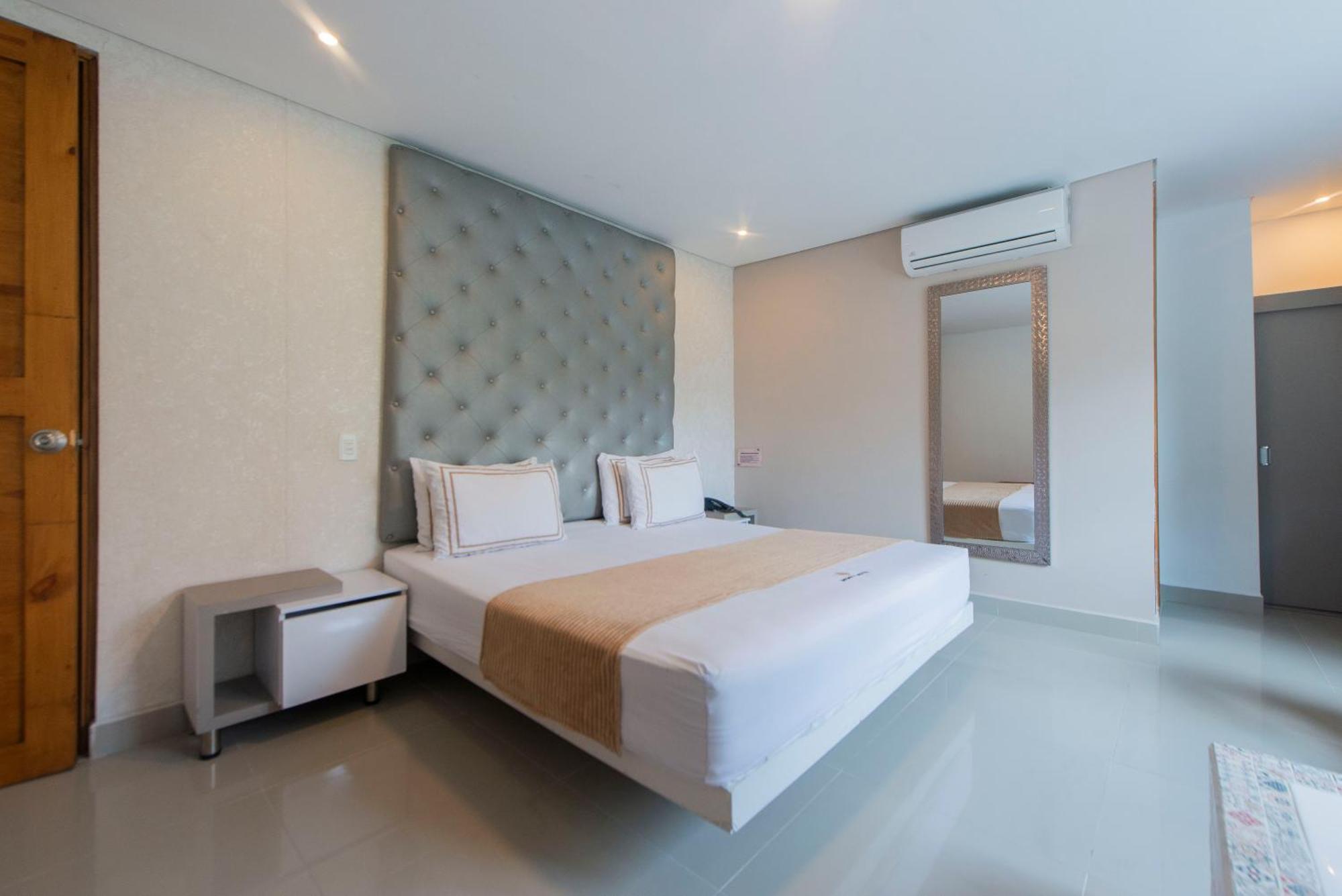 מדיין Infinity Hotel מראה חיצוני תמונה