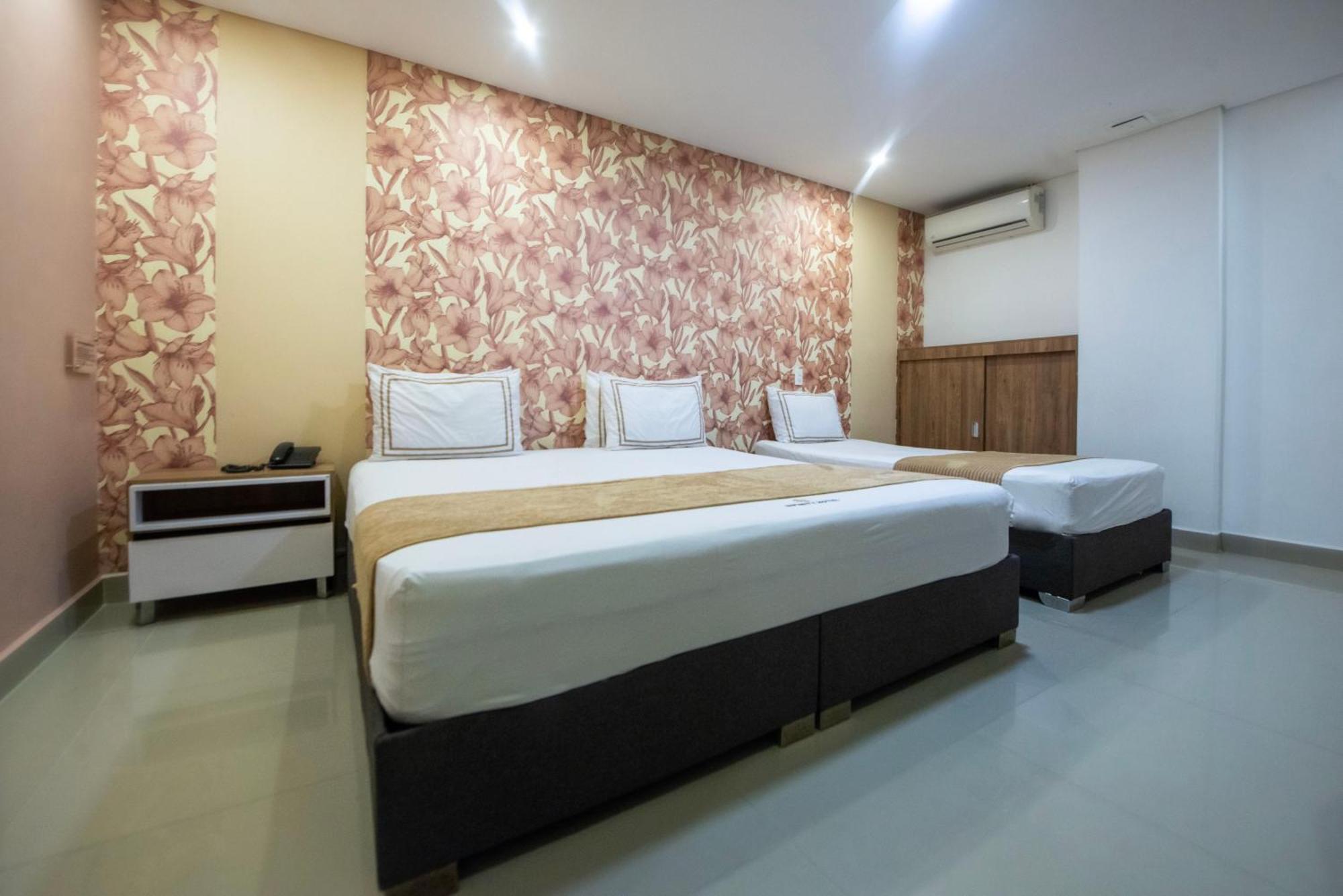 מדיין Infinity Hotel מראה חיצוני תמונה
