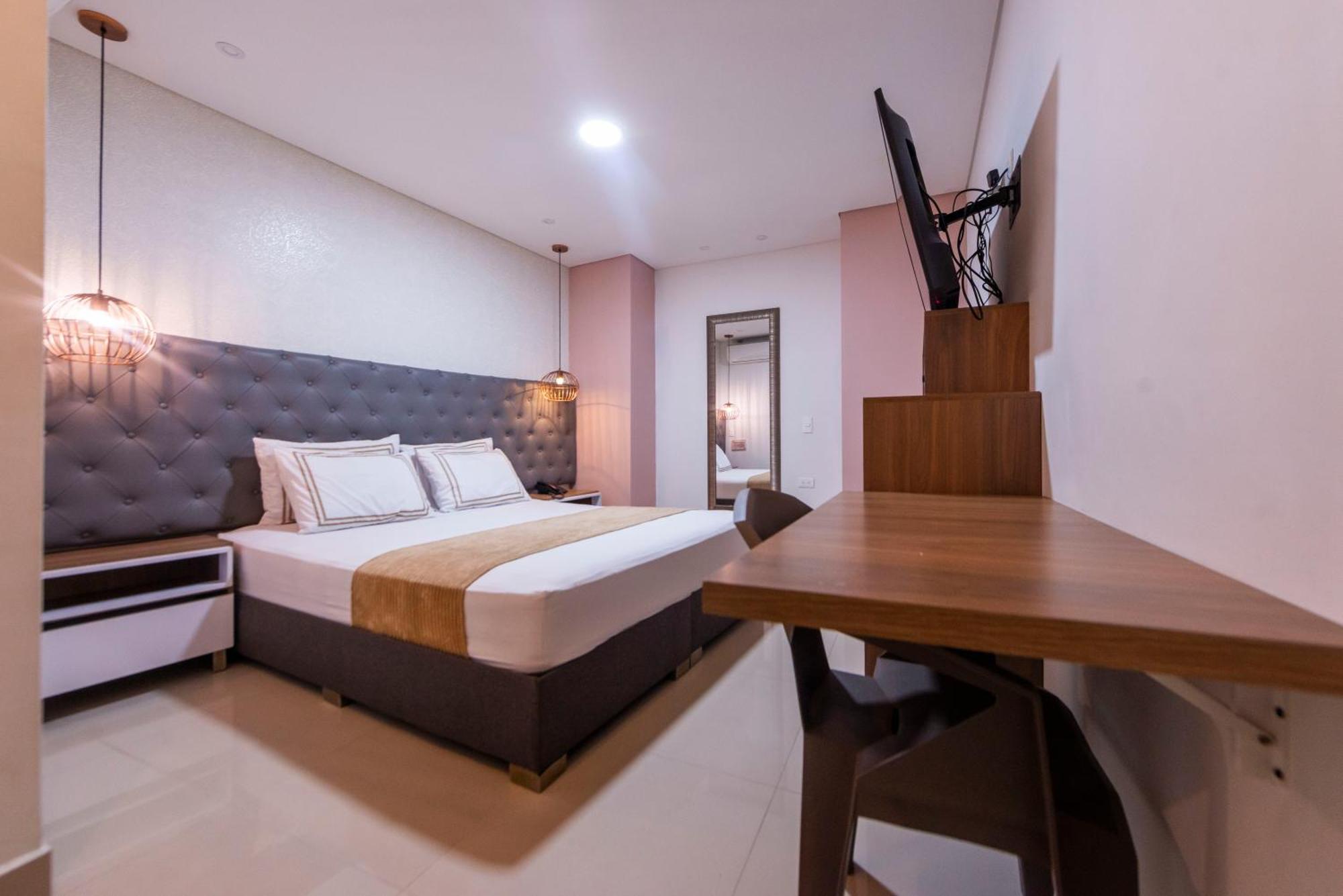 מדיין Infinity Hotel מראה חיצוני תמונה